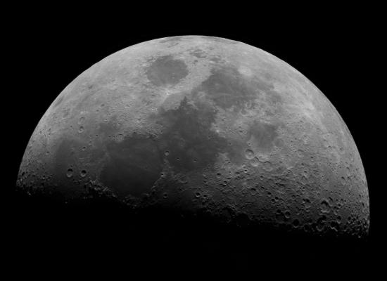 Premier quartier de Lune